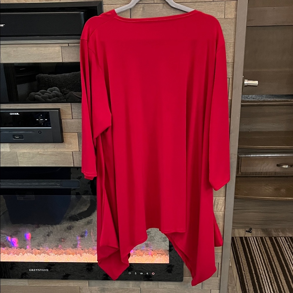 Chic Scarlet Women's Tunic Top - Picture 2 of 2